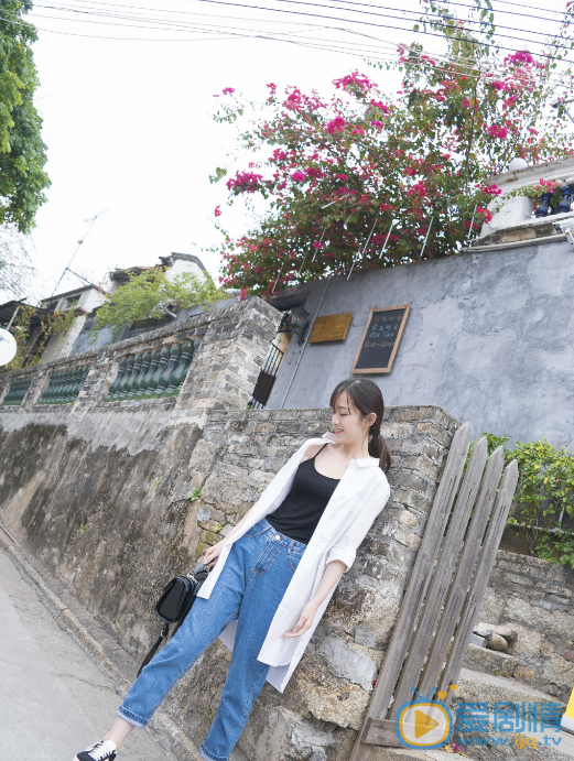晁然街拍照 晁然高清写真_晁然高清剧照