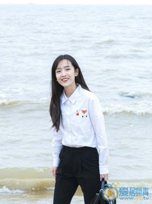 晁然街拍照 晁然高清写真_晁然高清剧照