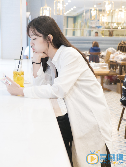 晁然生活照 晁然高清写真_晁然高清剧照