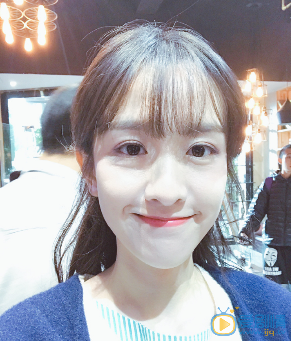 晁然生活照 晁然高清写真_晁然高清剧照