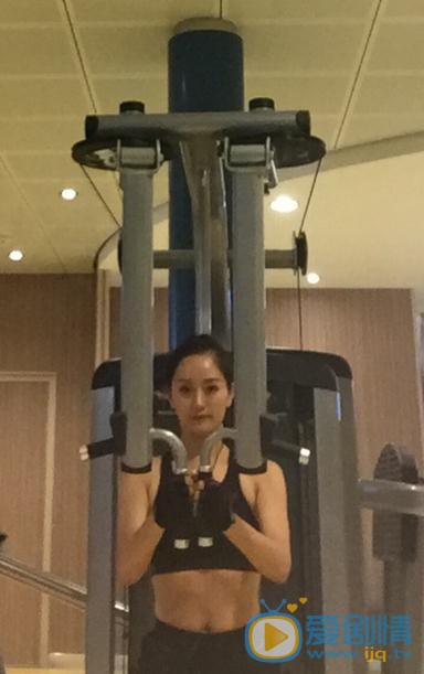 郑心潼生活照 郑心潼高清写真_郑心潼高清剧照