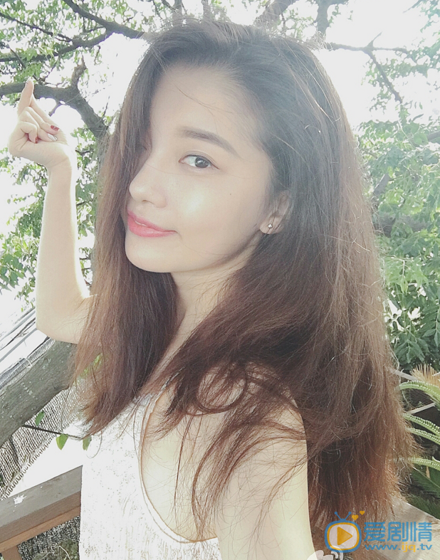 田一彤生活照 田一彤高清写真_田一彤高清剧照