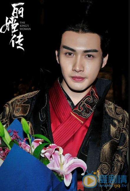 《丽姬传》杀青 迪丽热巴张彬彬曝杀青现场照