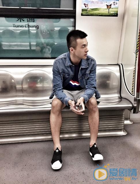 高玉玺生活照 高玉玺高清写真_高玉玺高清剧照