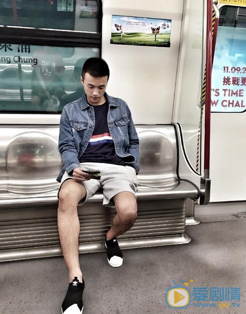 高玉玺生活照 高玉玺高清写真_高玉玺高清剧照
