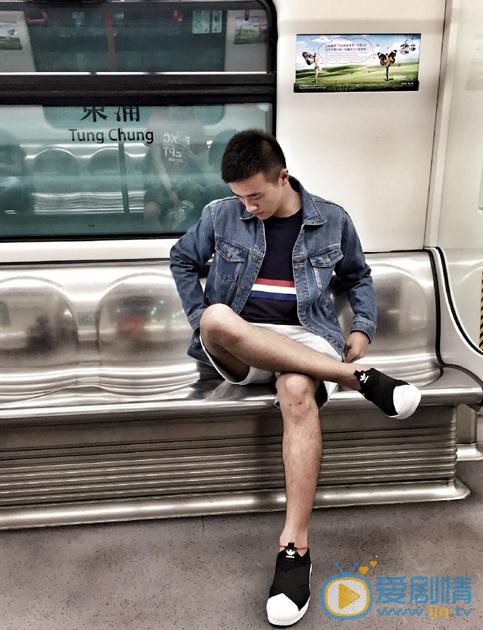 高玉玺生活照 高玉玺高清写真_高玉玺高清剧照
