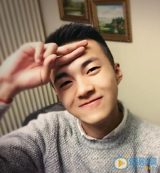高玉玺生活照 高玉玺高清写真_高玉玺高清剧照
