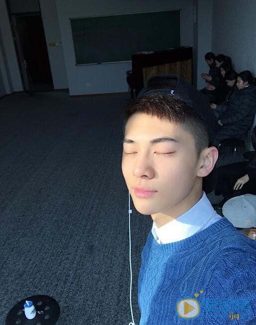 梁译木生活照 梁译木高清写真_梁译木高清剧照