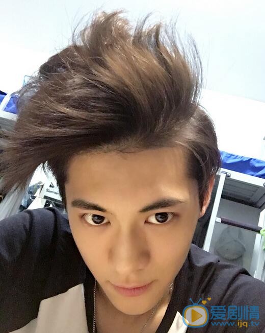 梁译木自拍照 梁译木高清写真_梁译木高清剧照