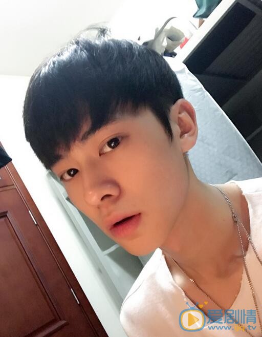 梁译木自拍照 梁译木高清写真_梁译木高清剧照