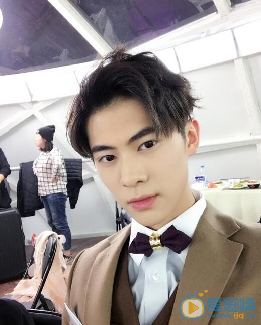 梁译木自拍照 梁译木高清写真_梁译木高清剧照