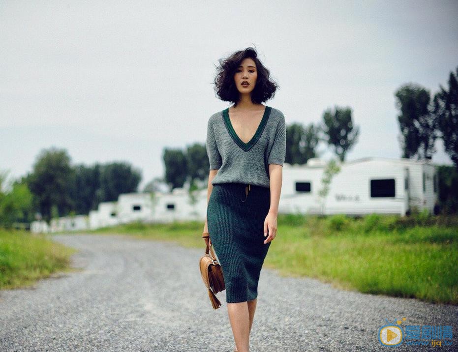 黄晓婉时尚街拍写真 黄晓婉高清写真_黄晓婉高清剧照