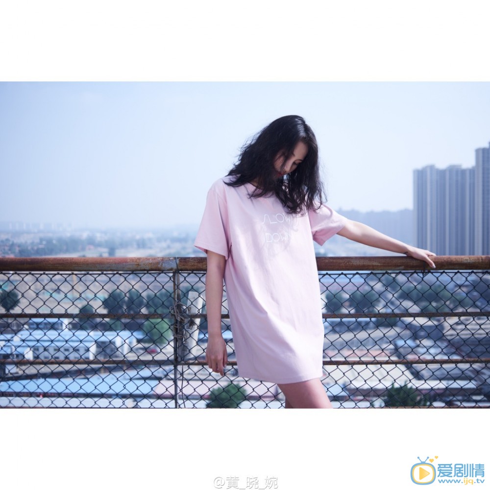 黄晓婉时尚街拍写真 黄晓婉高清写真_黄晓婉高清剧照