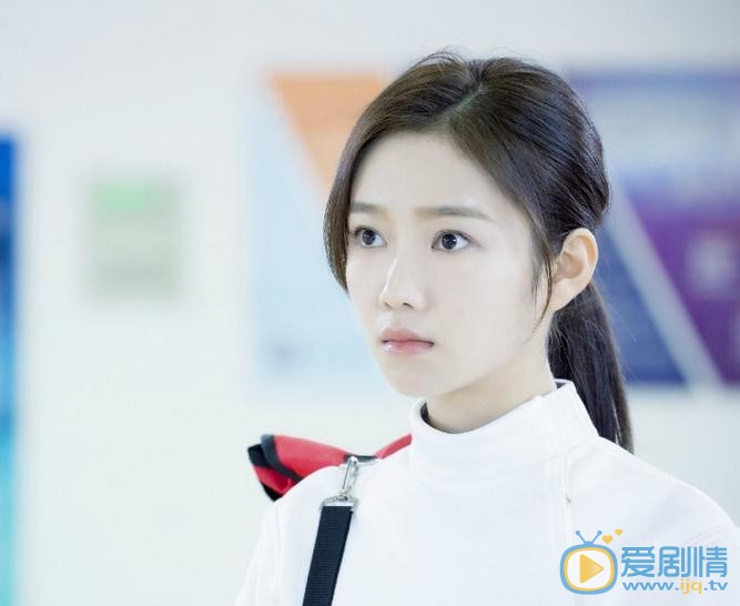 《击剑小子冷子峰》赵伊虹是谁扮演的？赵伊虹扮演者陈娅安个人资料介绍