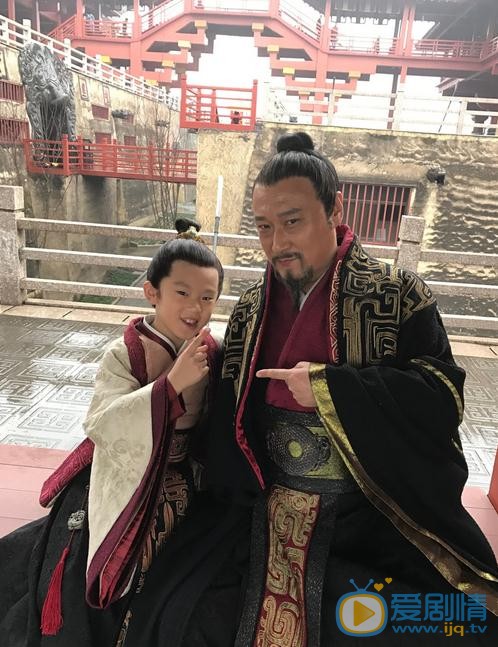 盛梓航明星合照 盛梓航高清写真_盛梓航高清剧照