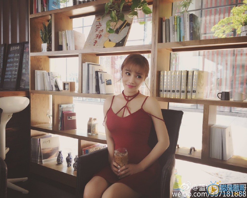 蓝格妩媚性感写真 蓝格高清写真_蓝格高清剧照