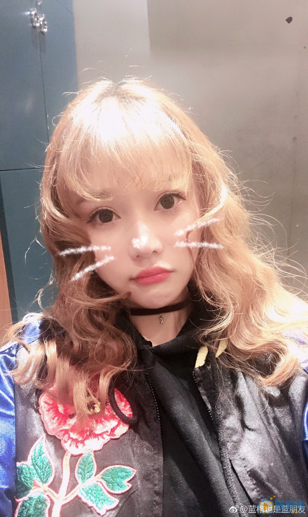 蓝格卖萌照 蓝格高清写真_蓝格高清剧照