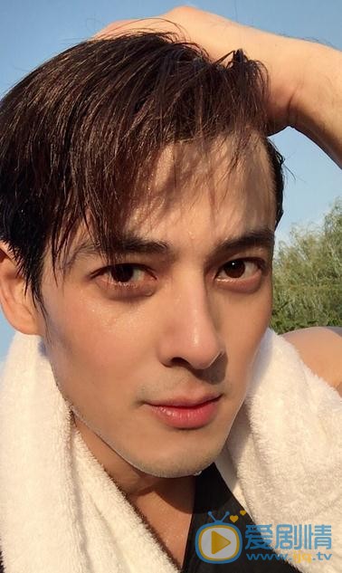 郭品超生活照 郭品超高清写真_郭品超高清剧照