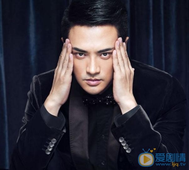 刘晓虎黑色西装写真 刘晓虎高清写真_刘晓虎高清剧照