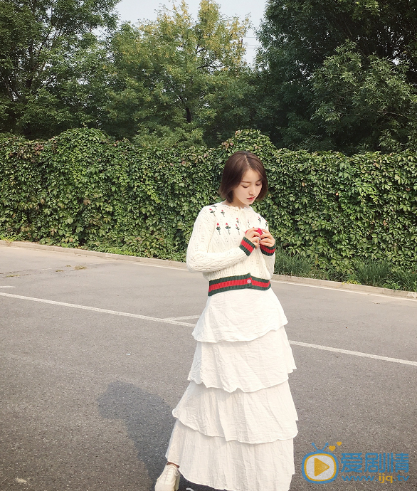姜贞羽街拍写真 姜贞羽高清写真_姜贞羽高清剧照