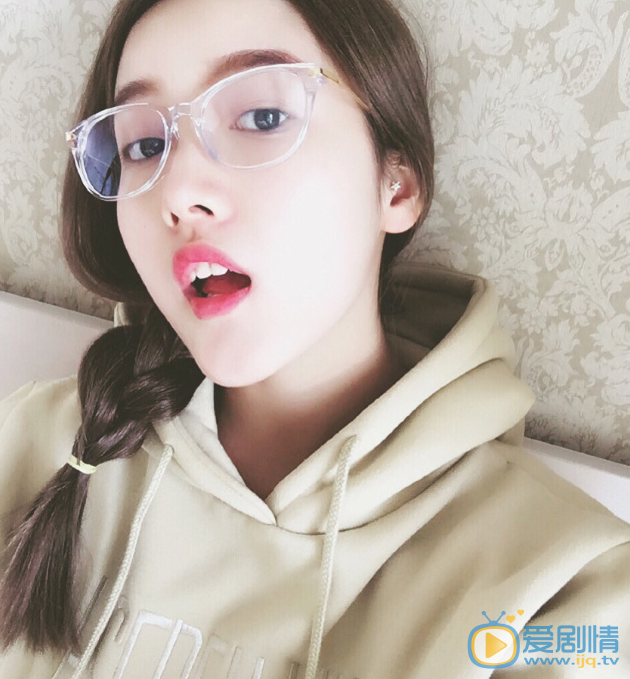 姜贞羽生活照 姜贞羽高清写真_姜贞羽高清剧照