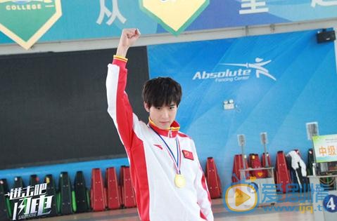 《击剑小子冷子峰》邵康是谁扮演的？邵康扮演者吴昊泽个人资料、写真及生活照欣赏