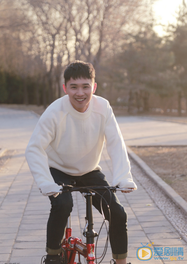 安笑歌街拍写真 安笑歌高清写真_安笑歌高清剧照