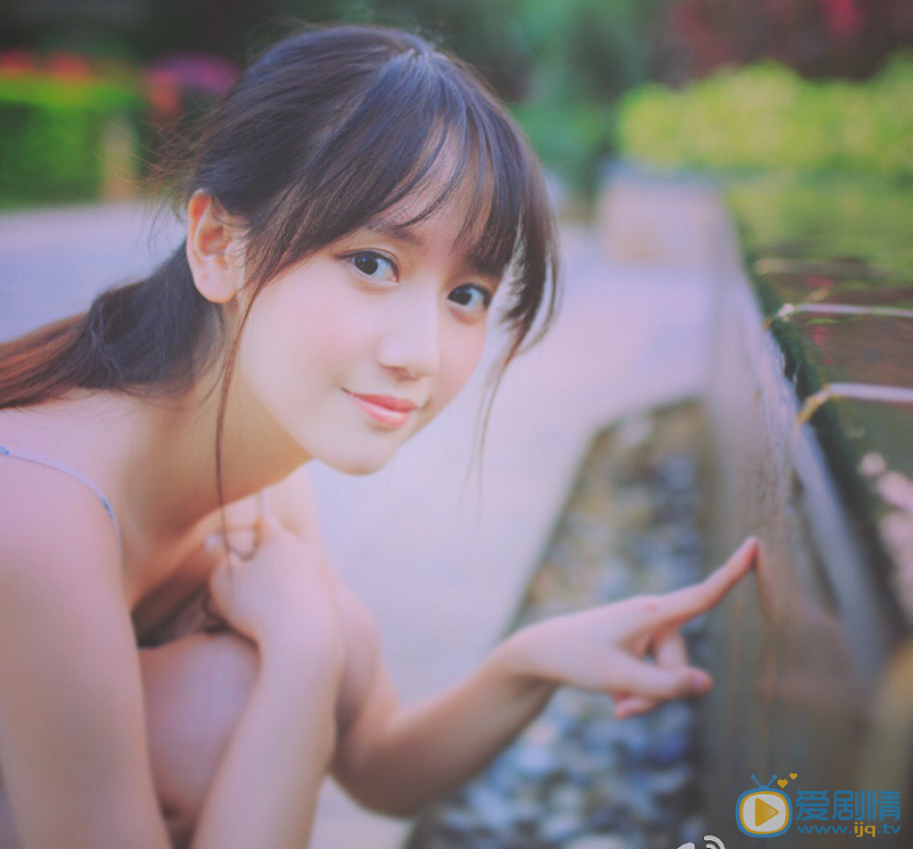 李墨之清纯写真 李墨之高清写真_李墨之高清剧照