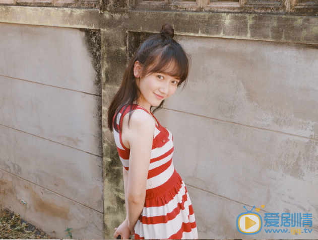 李墨之街拍照 李墨之高清写真_李墨之高清剧照