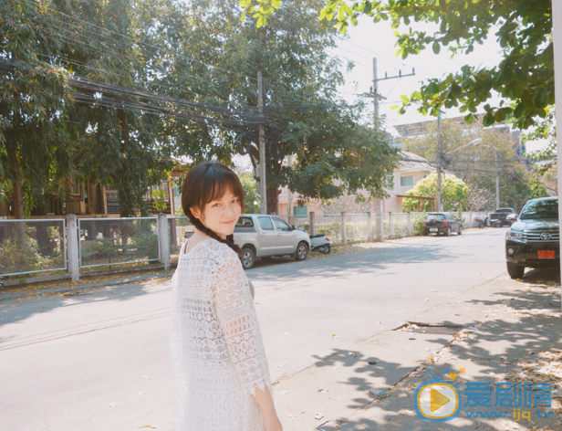李墨之街拍照 李墨之高清写真_李墨之高清剧照
