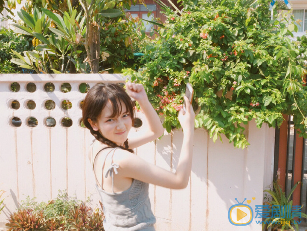 李墨之街拍照 李墨之高清写真_李墨之高清剧照