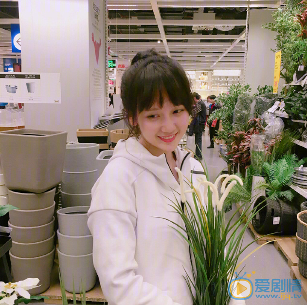 李墨之生活照 李墨之高清写真_李墨之高清剧照