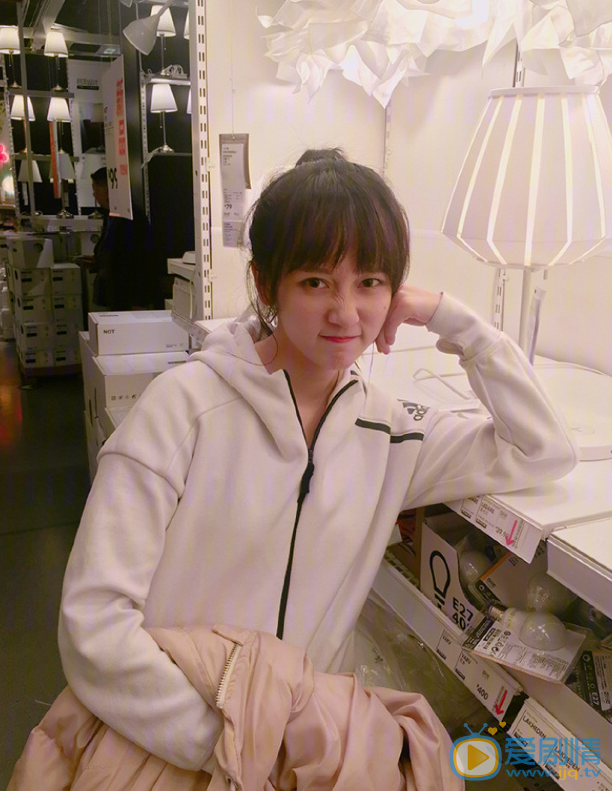 李墨之生活照 李墨之高清写真_李墨之高清剧照