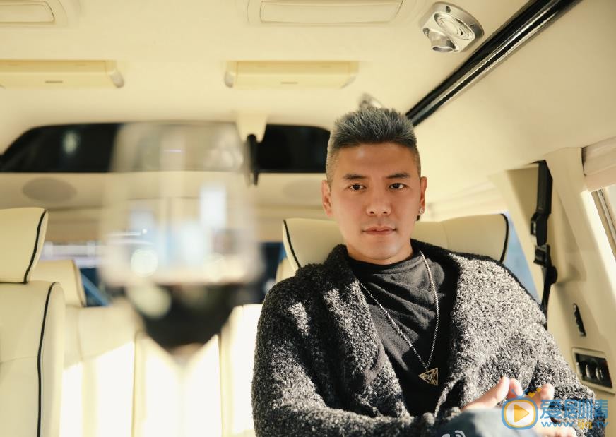 吴卓翰生活照 吴卓翰高清写真_吴卓翰高清剧照