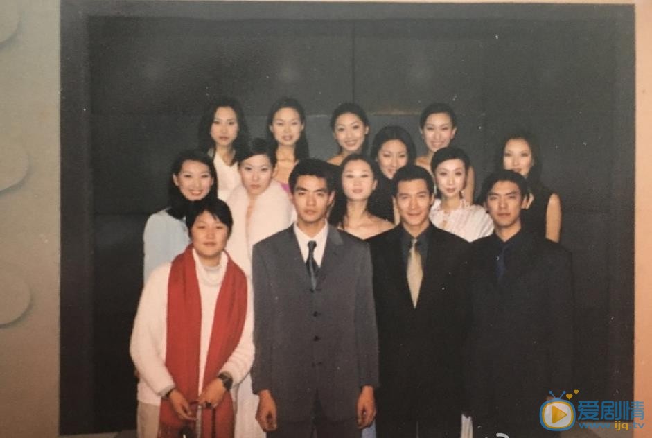 吴卓翰早期写真照 吴卓翰高清写真_吴卓翰高清剧照