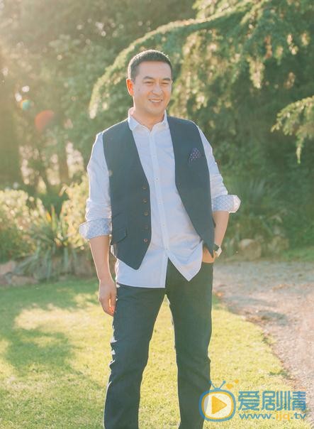 张嘉译杂志大片 张嘉译高清写真_张嘉译高清剧照