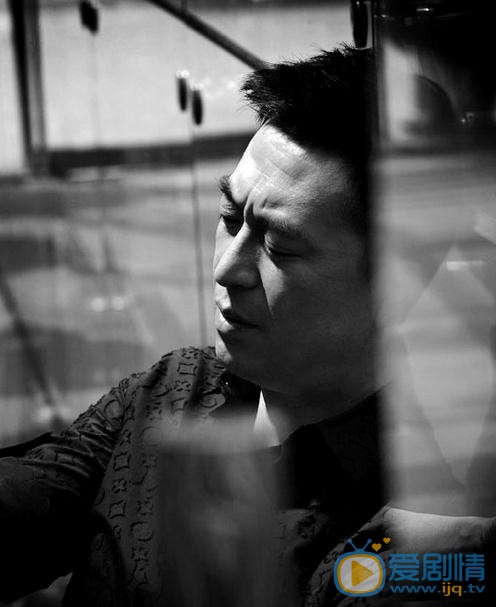 张嘉译杂志大片 张嘉译高清写真_张嘉译高清剧照