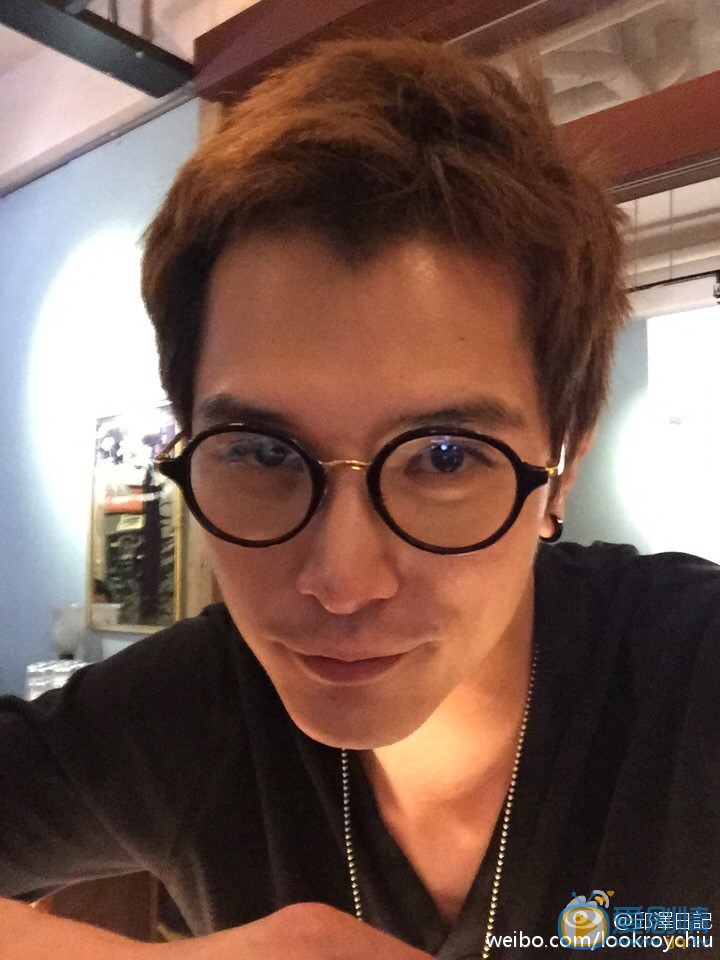 邱泽生活照 邱泽高清写真_邱泽高清剧照