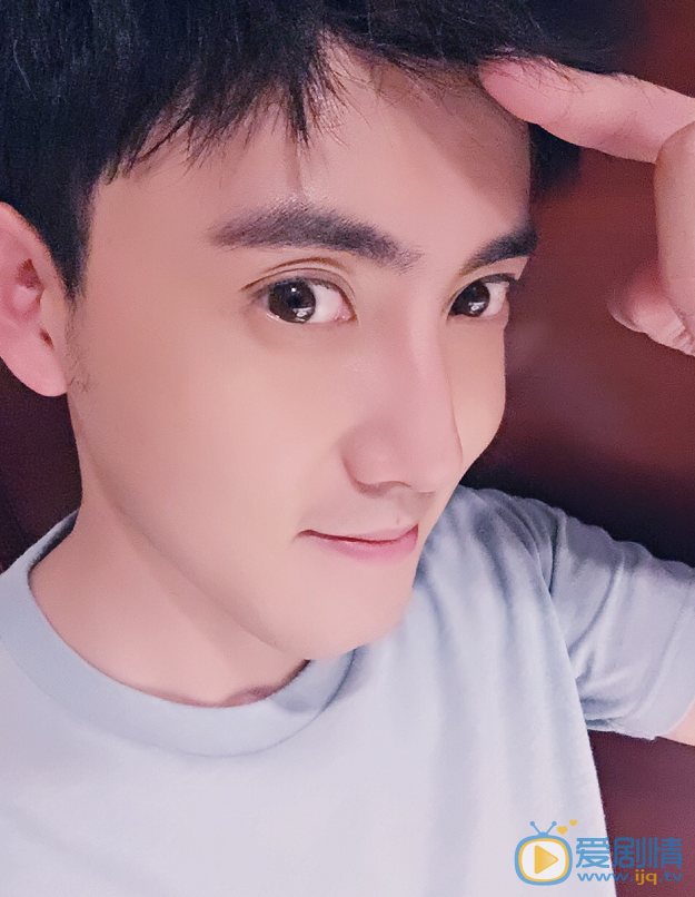 张睿生活照 张睿高清写真_张睿高清剧照