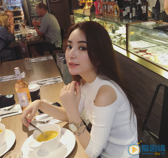 方媛生活照 方媛高清写真_方媛高清剧照