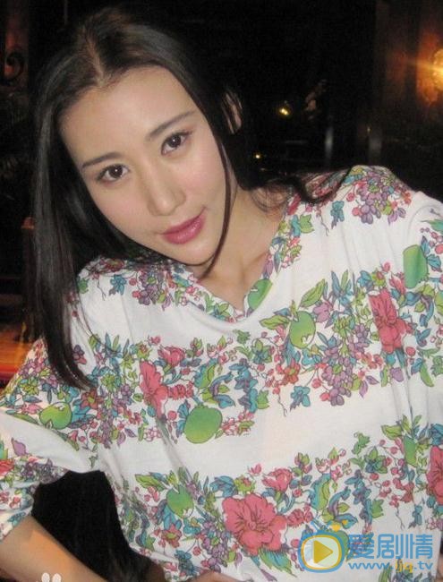 李宇菲生活照 李宇菲高清写真_李宇菲高清剧照