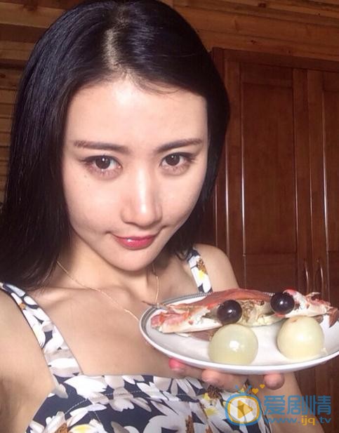 李宇菲生活照 李宇菲高清写真_李宇菲高清剧照