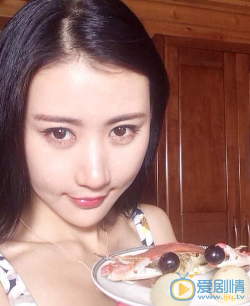 李宇菲生活照 李宇菲高清写真_李宇菲高清剧照