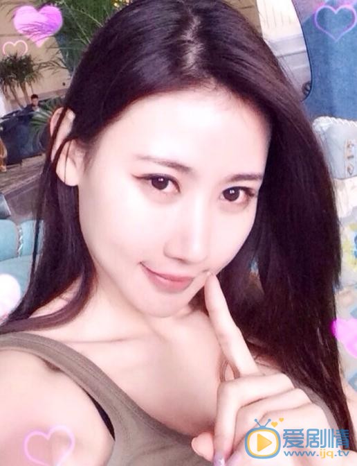 李宇菲生活照 李宇菲高清写真_李宇菲高清剧照
