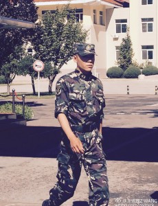 热血尖兵陆飞喜欢冷如玉吗？陆飞为什么不同意冷如玉嫁给陆爸爸？