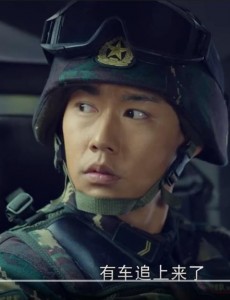 热血尖兵张小武为什么会性情大变？张小武被部队开除的原因？