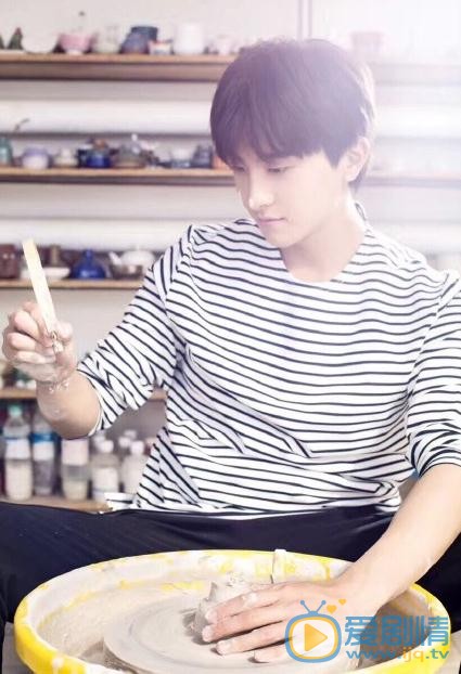 牛骏峰阳光写真 牛骏峰高清写真_牛骏峰高清剧照
