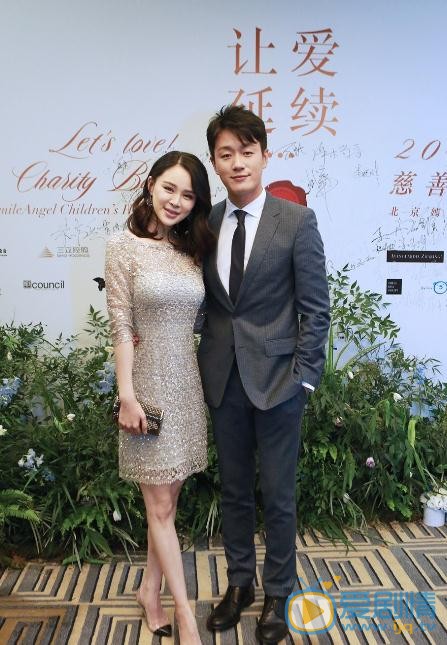 关悦夫妻合照 关悦高清写真_关悦高清剧照