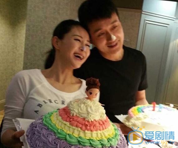 关悦夫妻合照 关悦高清写真_关悦高清剧照