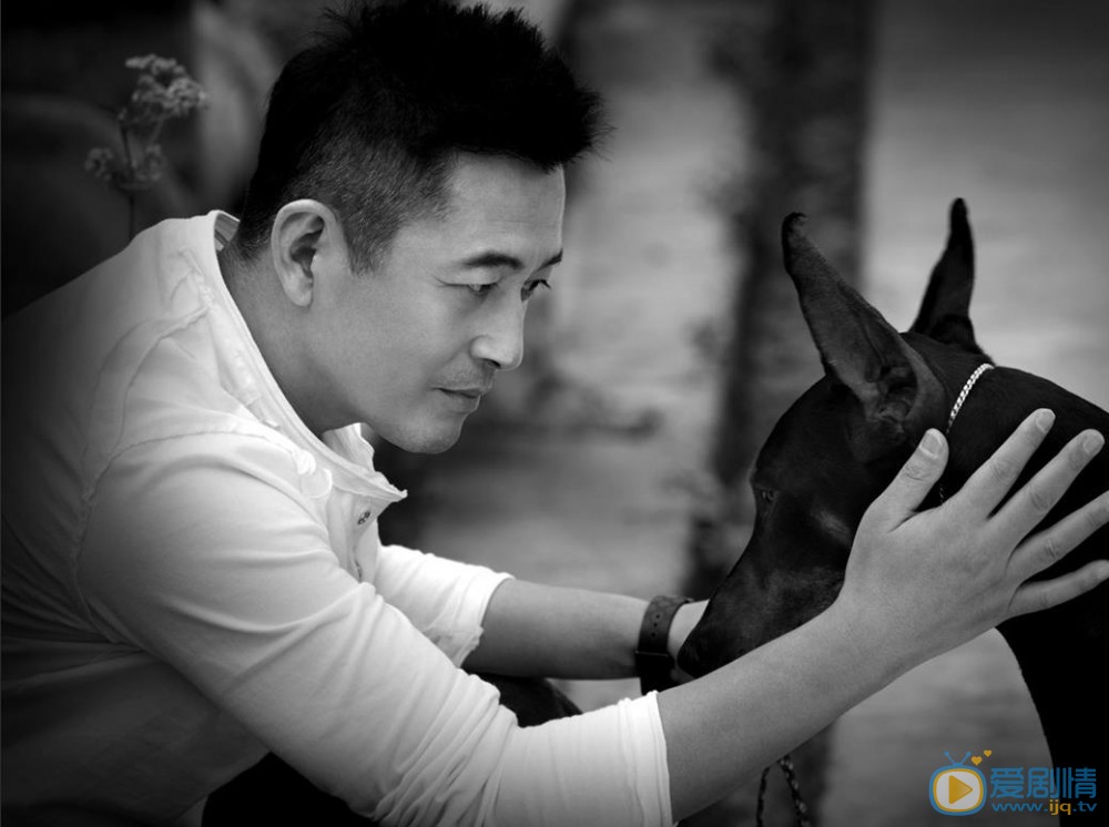 王志飞时尚街拍 王志飞高清写真_王志飞高清剧照